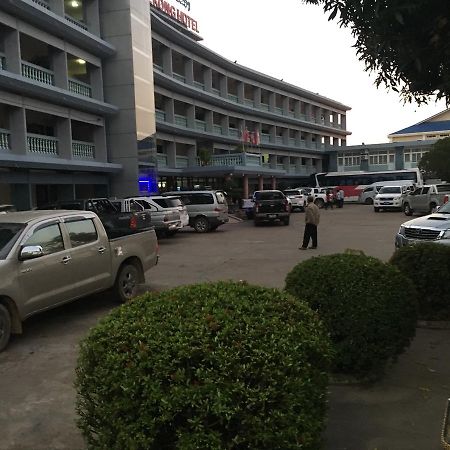 Mekong Hotel Thakhek Exterior photo